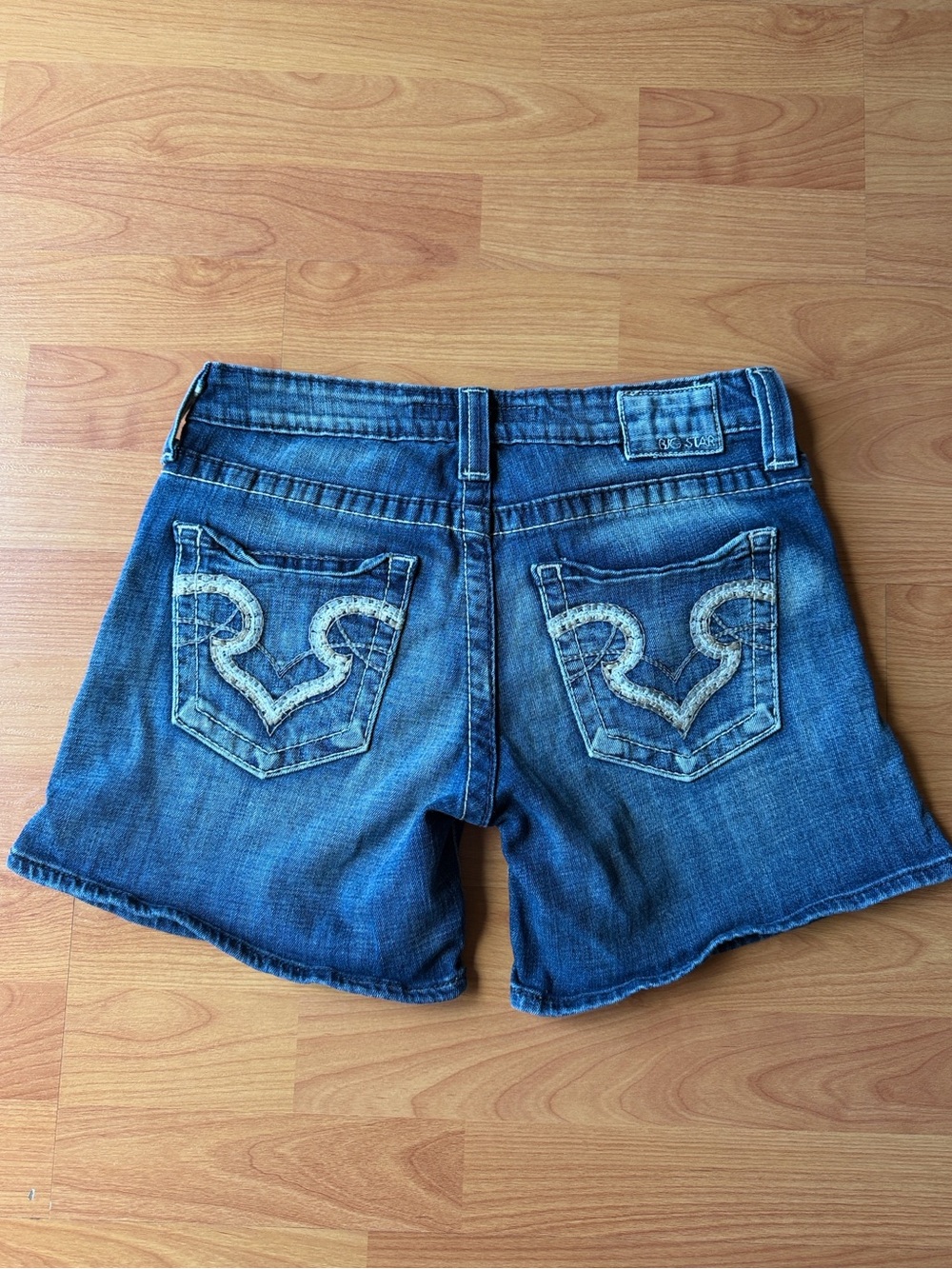 Big Star Low Rise Denim Jean Shorts Size 29
